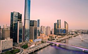W Brisbane